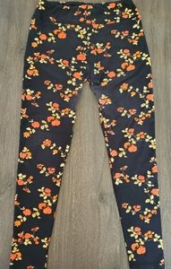 Rare Lularoe black floral OS leggings